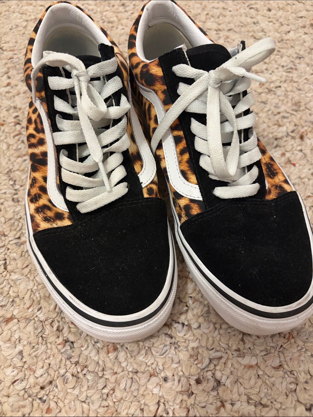 Vans Leopard Print Low-Top Sneakers with Black Suede Panels - Picture 4 of 4